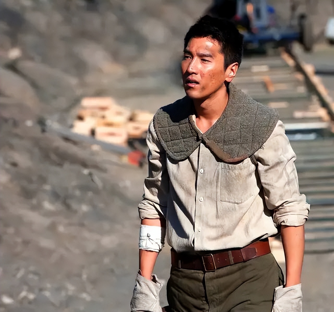 7年了，《鬼吹灯》拍了10版，遗憾，只有这4版是正宗“摸金范儿”