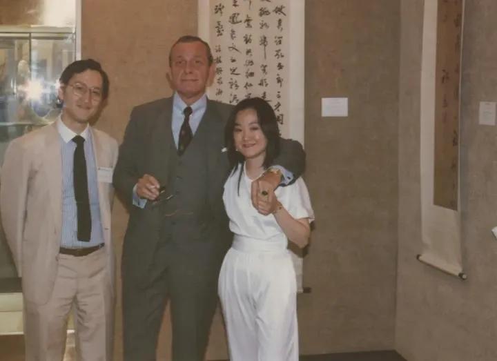 全球最贵中国艺术品《十面灵璧图卷》