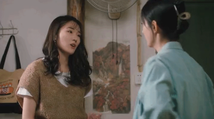 开心！赵丽颖：剧中打小人，不用挑日子