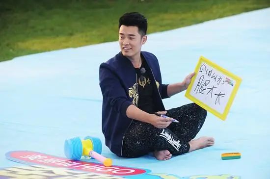 2022年一开年，禁止失德艺人出镜！细扒7位明星的窘况，个个离谱