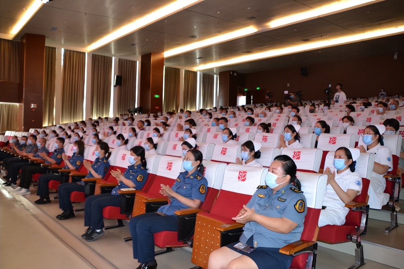 何作冻在太原市2022年第二季“最美时代新人榜”发布会获殊荣
