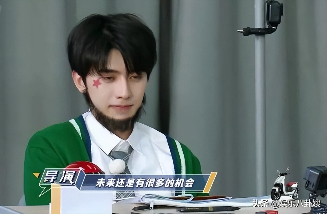 蔡徐坤白鹿步鹿晗迪丽热巴后尘，因《奔跑吧》被磕成大白菜cp？