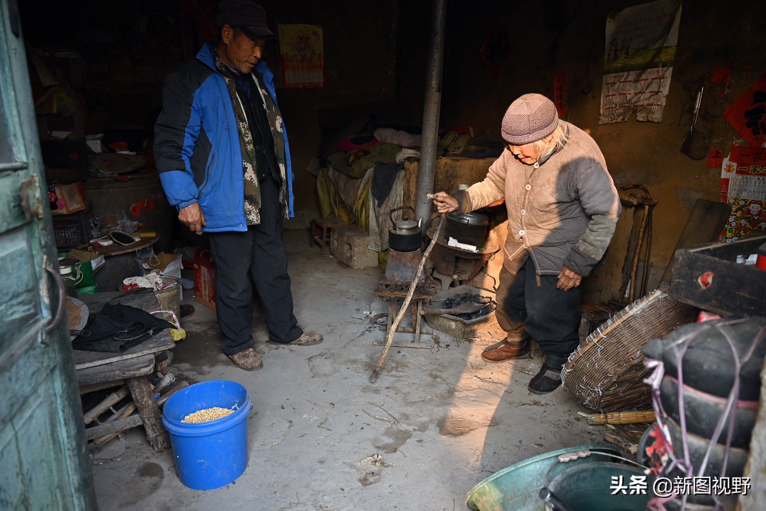 102岁奶奶，爱吃1种荤菜，63岁儿子透露3个长寿原因，看看是啥
