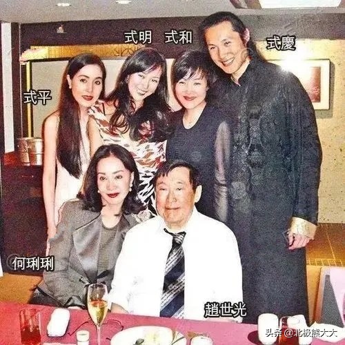 容忍丈夫出轨，用44年的卑微隐忍换来百亿遗产，何莉莉真是不简单