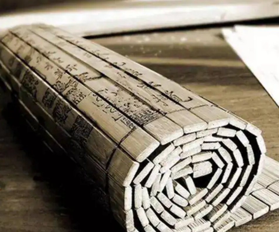 2008年，清华大学破译战国竹简，揭开了甲骨文百年谜团