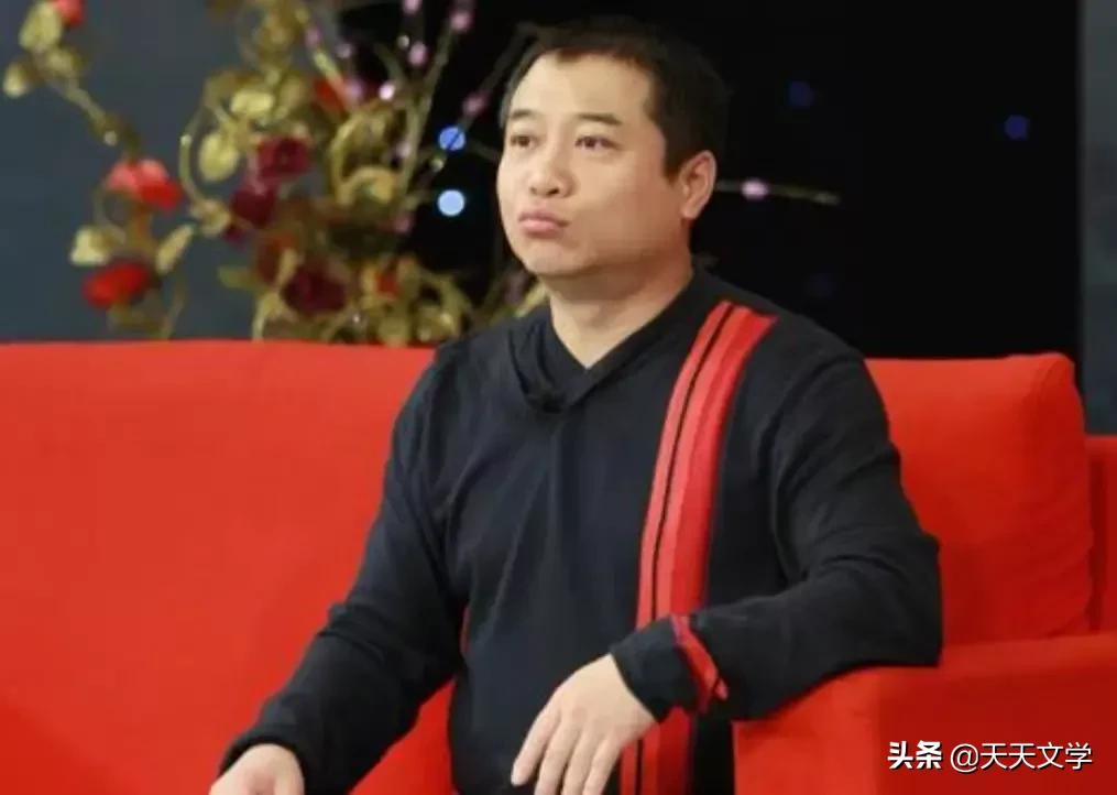 足球王涛老婆(王涛关华夫妻相爱：妻子为了丈夫事业发展更好，主动退出国家队)