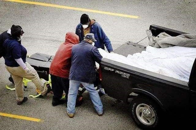 火葬场搬尸工：即使搬运高层住户，也要走楼梯，全程不敢停歇