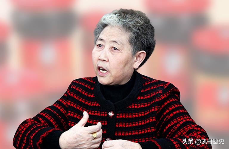 75岁老干妈再出山，收拾两个“不争气”的儿子，晚年基业恐难守住