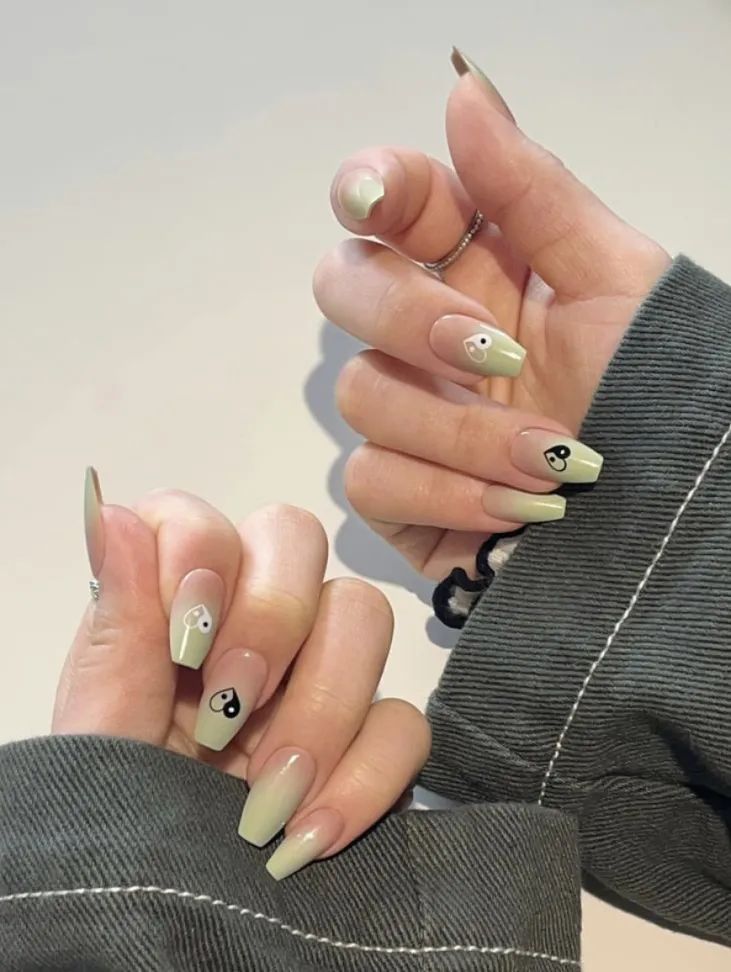 最近流行的美甲图片(赶紧存图) - 赤虎壹号