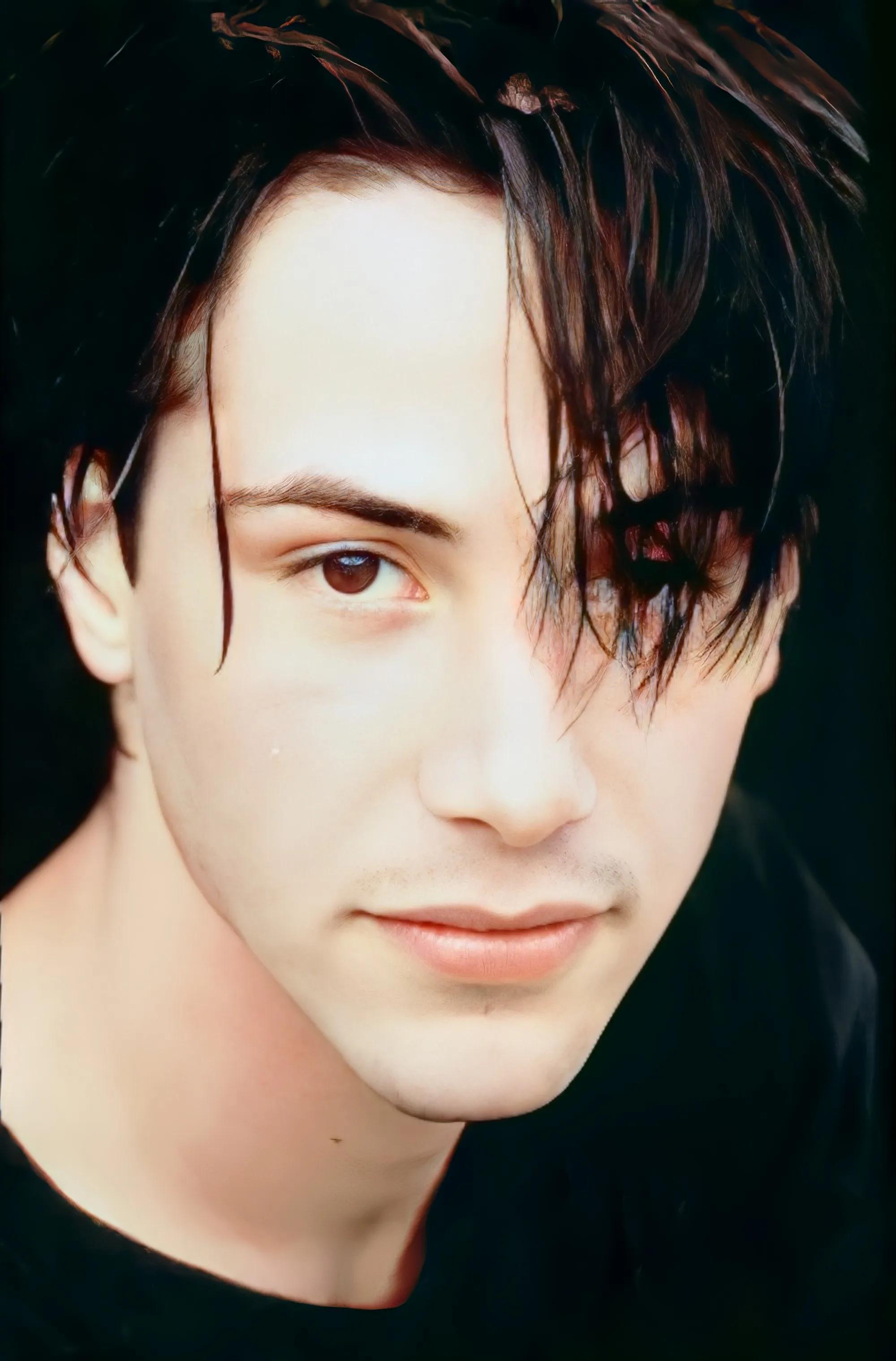 孤苦无依，善良温柔？知道辱华的那一刻，他再也不是我们喜欢的人