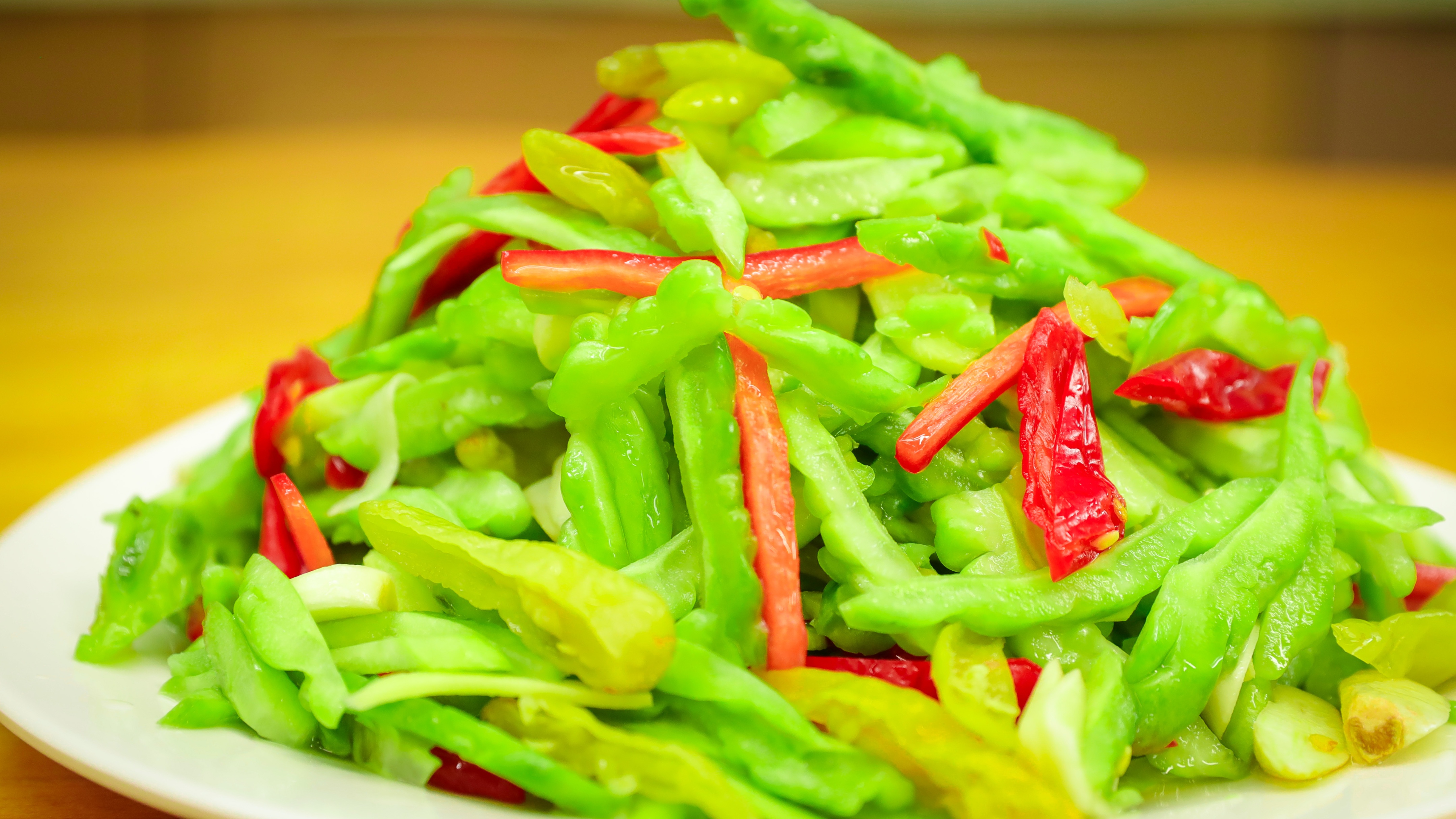 建议中老年人：上班犯困，多吃这五种食物，让你健康身体棒