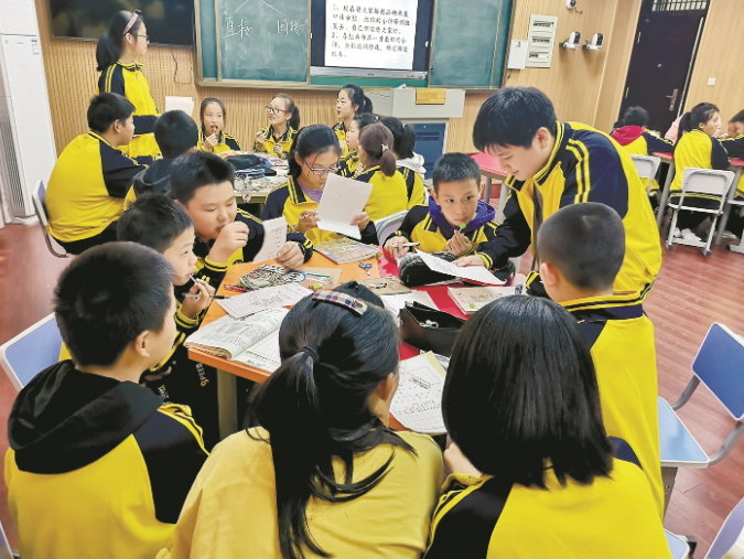 公立初中和私立初中哪个更好，入学三年，才发现差距不是一星半点