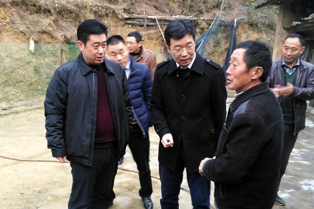2022年村干部待遇出爐，工資大漲，為何還有人主動辭職？