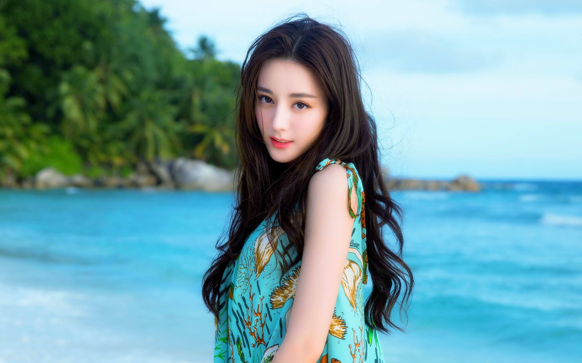 小八卦：陈妍希 张俪 迪丽热巴 洪欣 张颂文 蒋梦婕 何超莲