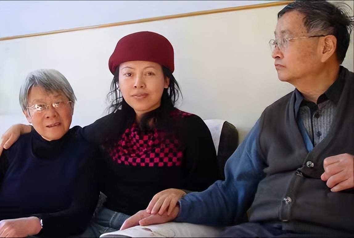 1950年，儿子差两分无缘清华,母亲坚持复查考卷,卷上11字看呆母亲