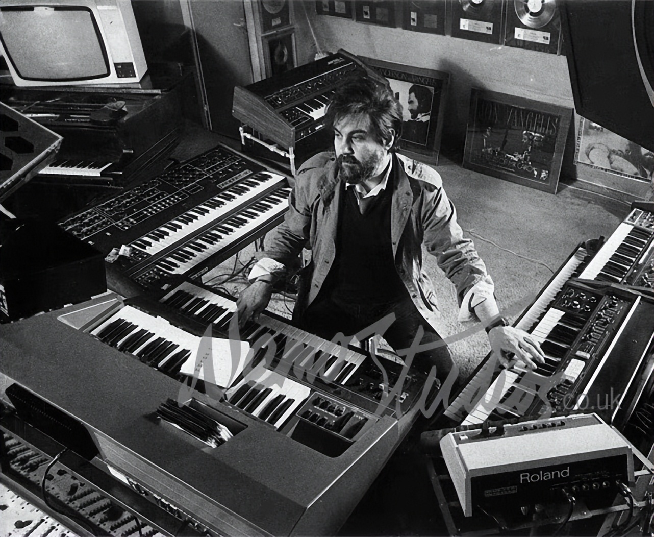 24小时10个瓜！豪门二胎、未婚先孕、疑隐婚生子…娱圈又多5个娃