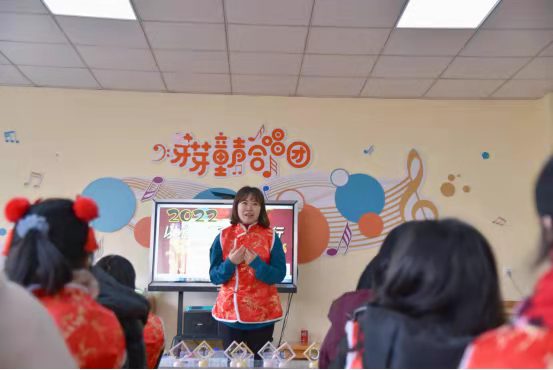 巧手慧心 携手相“链”丨德阳市一幼开展2022年元旦节庆祝活动