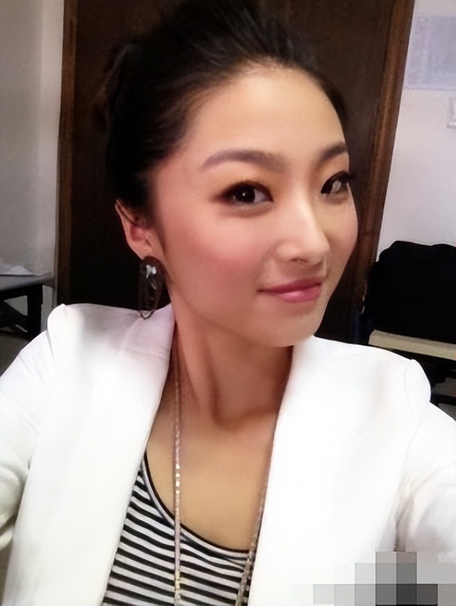 23岁当央视主播，2年后命丧男友刀下，她的人生太过悲剧