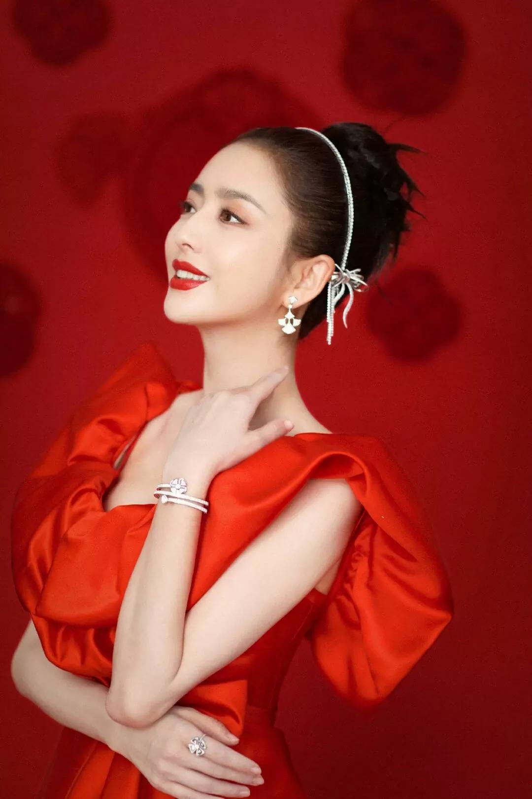 佟丽娅：甜美恬静，温婉优雅，美丽大方