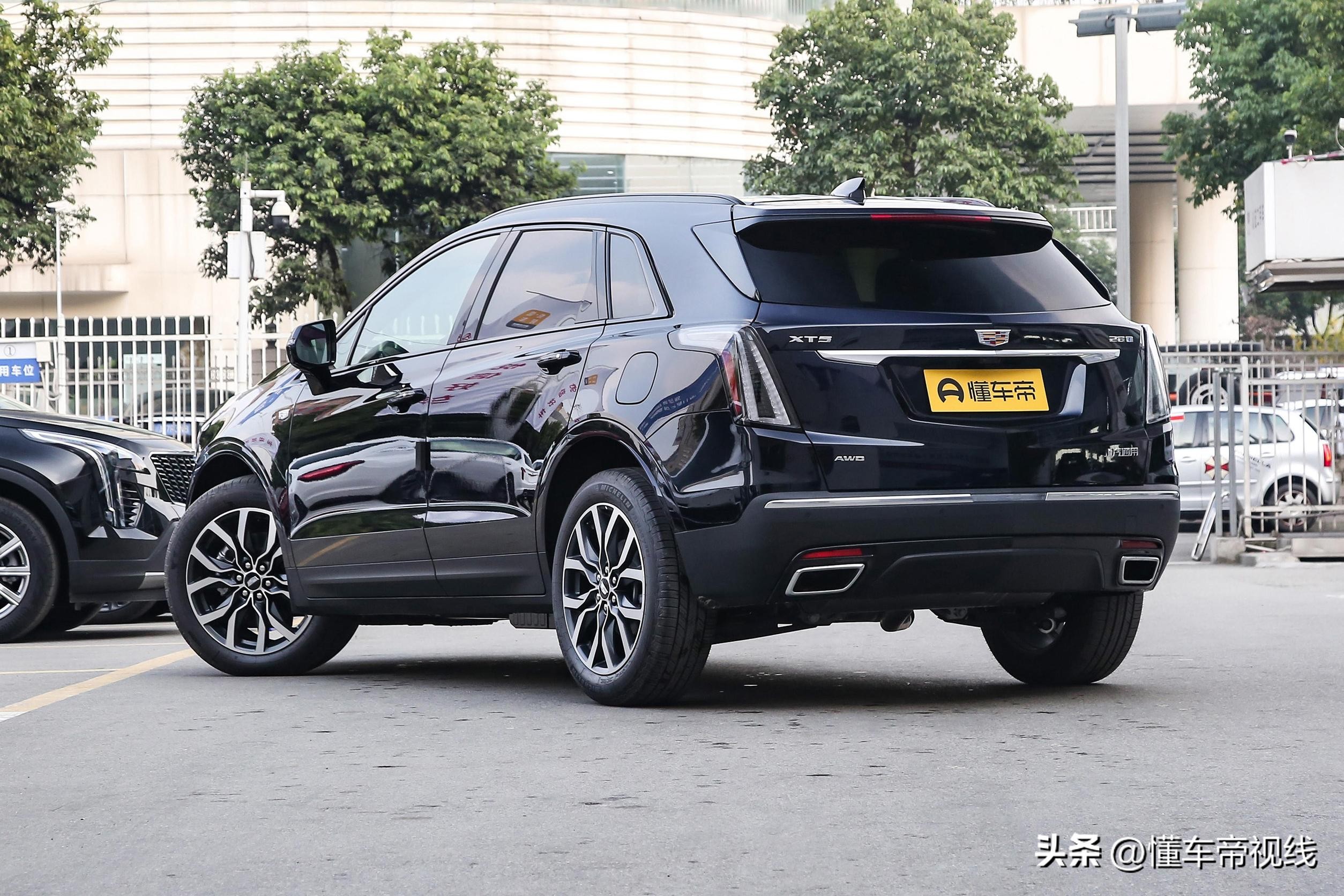 新车 | 售40.27万，2023款凯迪拉克XT5尊贵型上市，增自适应巡航等