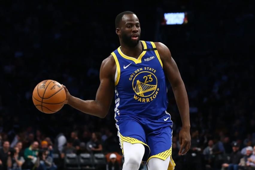 内线是什么位置（控卫型中锋！盘点NBA传球能力最强的十大内线：前三实至名归）