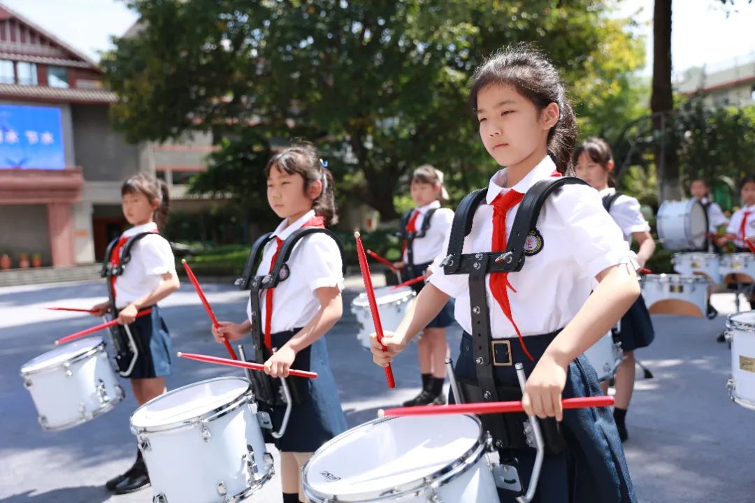 华阳实验小学：秉承“五育并举”理念为孩子们搭起了艺术的平台