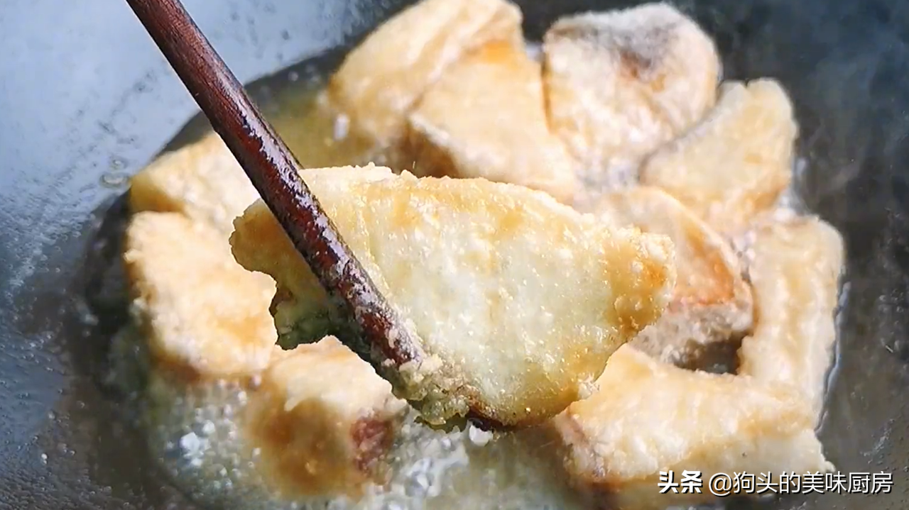 鱼肉这样做百吃不厌，不蒸不炸，鲜香肉嫩无腥味，好吃又下饭