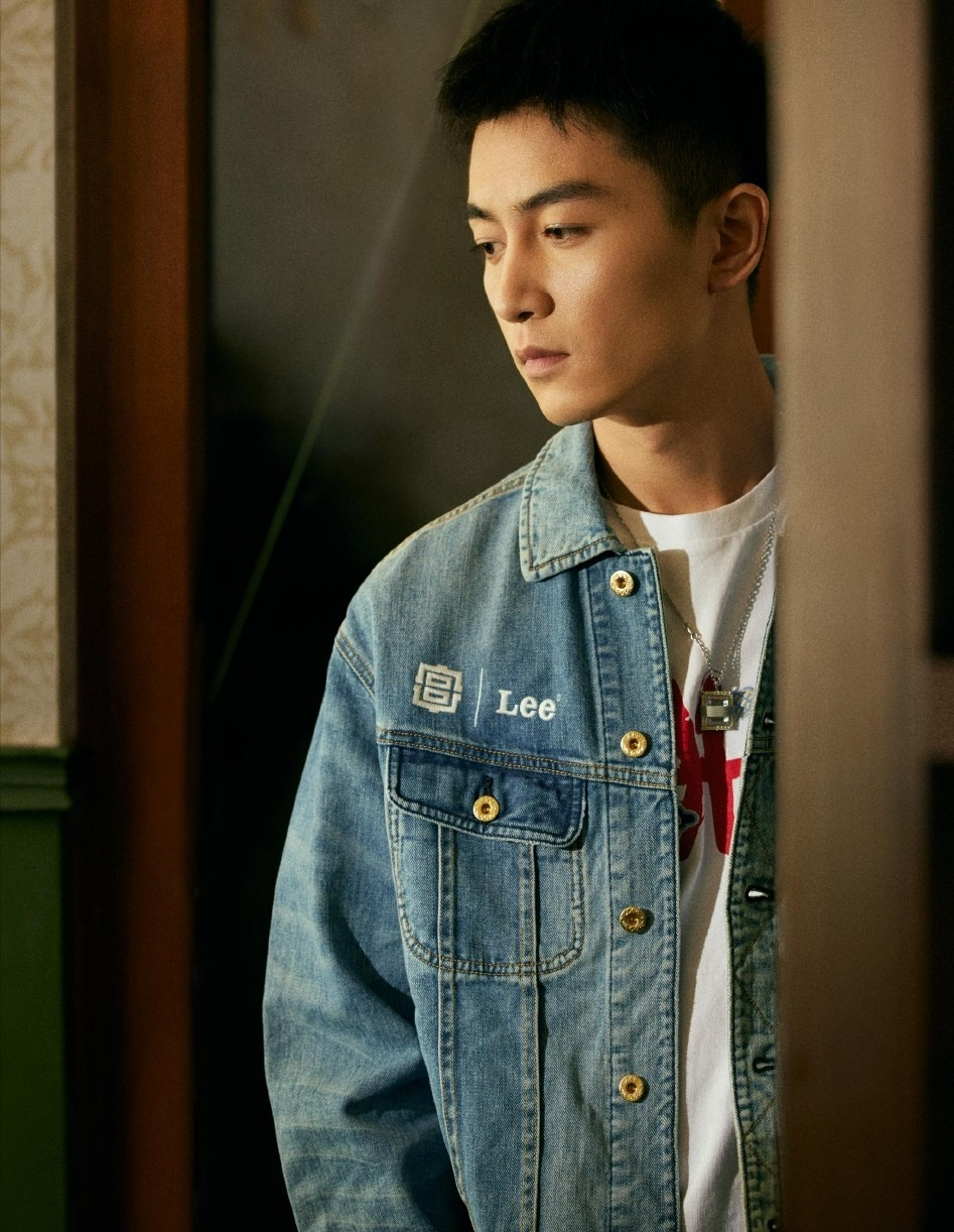 公子哥陈晓：那个娶了白月光的“顾千帆”，为何眼里失去了光？