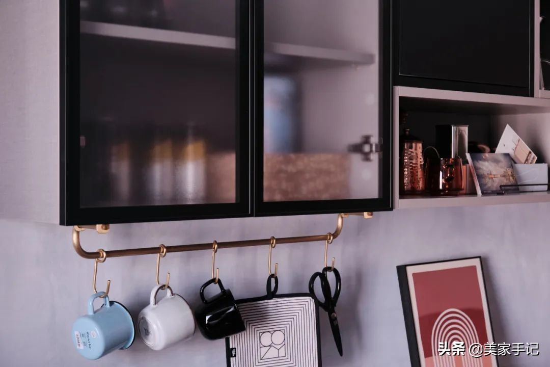 江苏夫妻家中的精致场面：坚持不铺地板不铺砖，完工反而实用高级