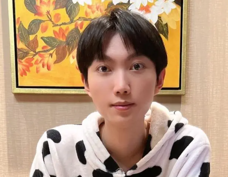 孤影深夜发文诉说委屈，粉丝担心其因人气下滑而患上抑郁症