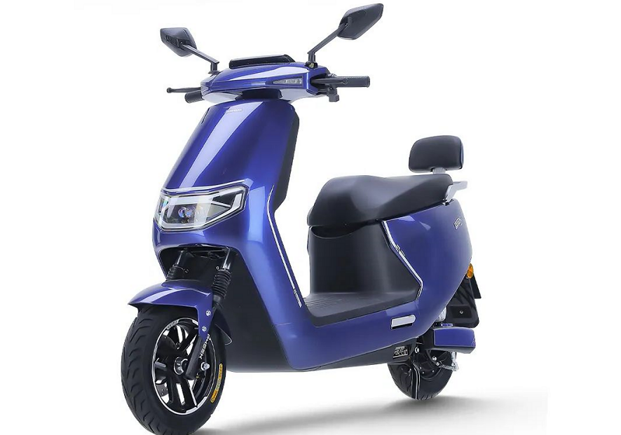 1小时闪充,最高续航220公里,这3款电摩,适合冬天跑外卖和上班