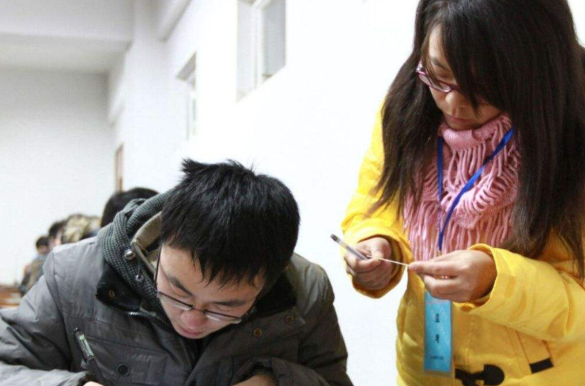 担心的事还是来了，英语四六级考试出新规，部分学生没有报考资格