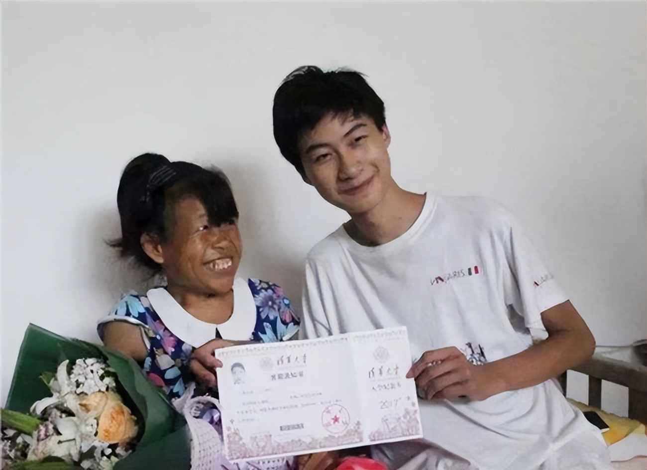 17年河北理科状元744分考上清华，校长亲自拜访，推门后直接泪目