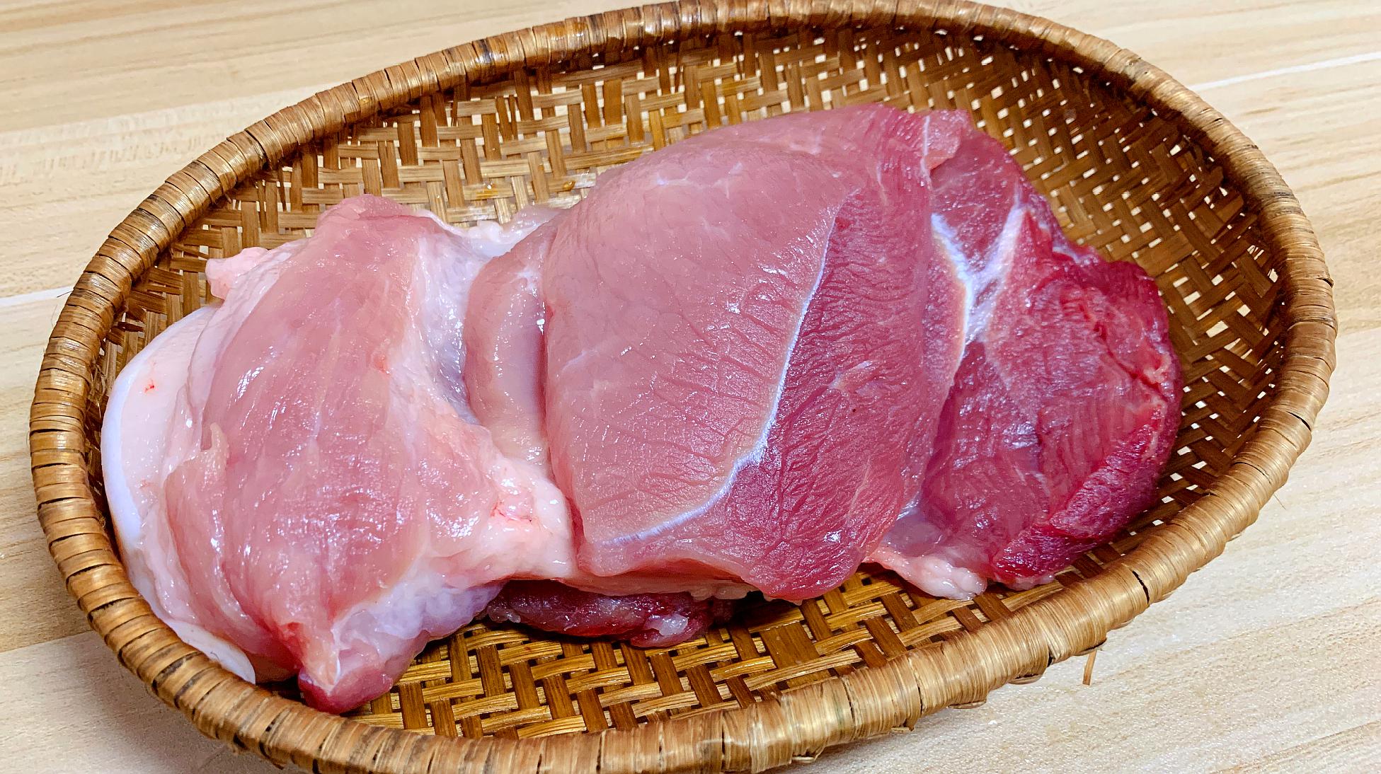 为什么冬天爱掉头发？建议你多吃这4种食物，还头发一个健康状态