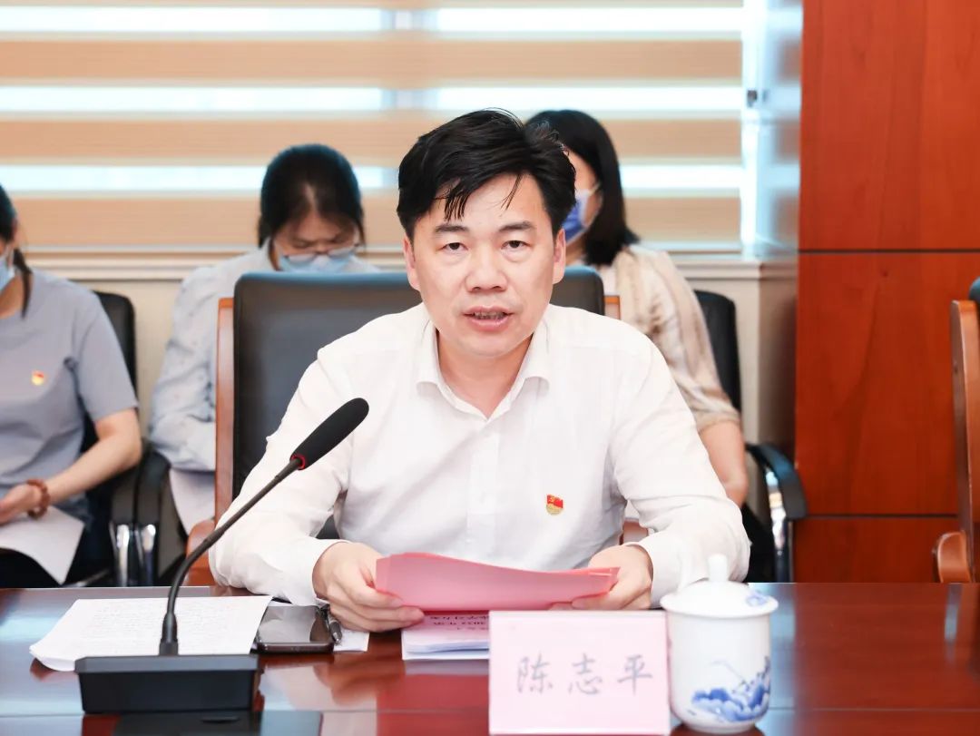 江西省人民医院举行年轻干部座谈会暨第二季度青年干部理论学习活动