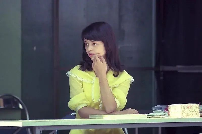 她是昭和顶级美人，美貌惊为天人！63岁至今未婚，优雅爆棚