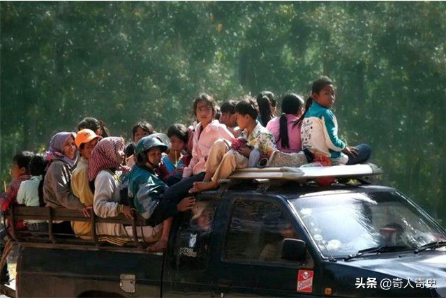 白人的天堂，女人的地狱，“黄赌毒”泛滥的柬埔寨，到底有多乱？