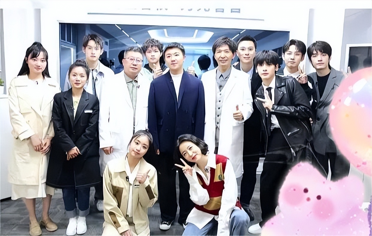 《初入职场的我们》法医季正式收官，风起时再遇，花开时再聚