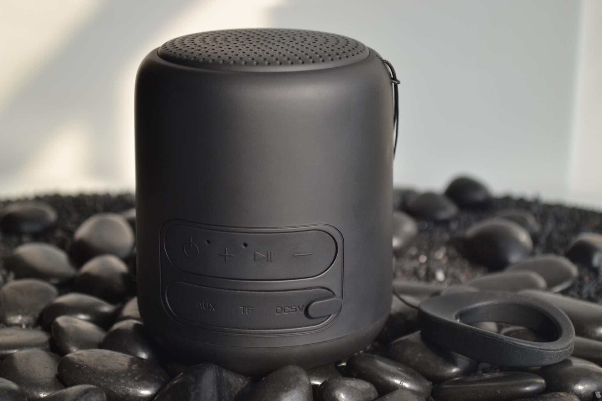 百元便携户外小音箱 随身相伴Sanag X6 Pro Max