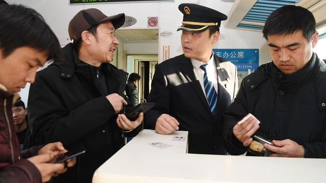 复兴号高铁座位,指示灯是橘黄色,代表什么意思?对号入座的意义