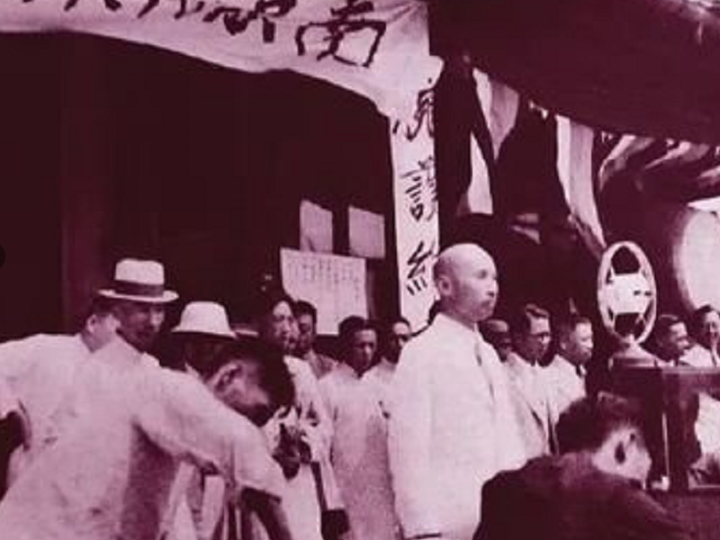 1961年，中央获绝密情报，伟人命令立即发给蒋介石：有人要暗杀你