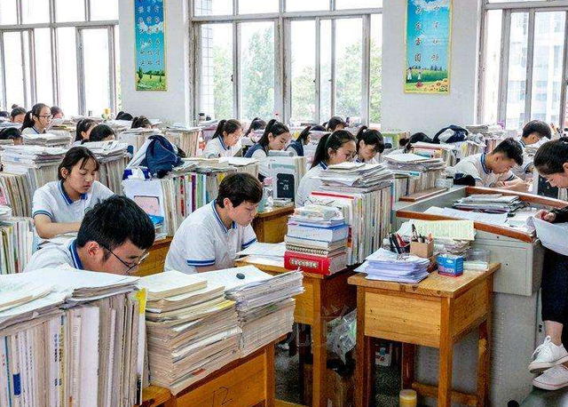 高三三次模拟考没过400分，还有希望上本科吗？资深班主任这样说