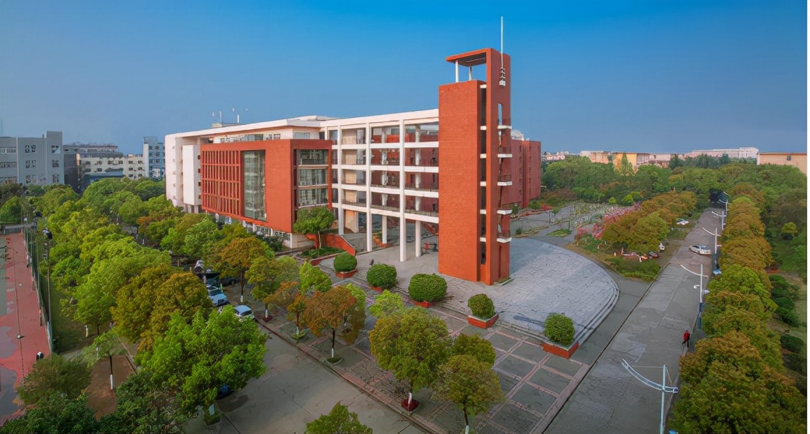 大手笔！日前，湖北一高校获“大额捐赠”，金额高达500万人民币