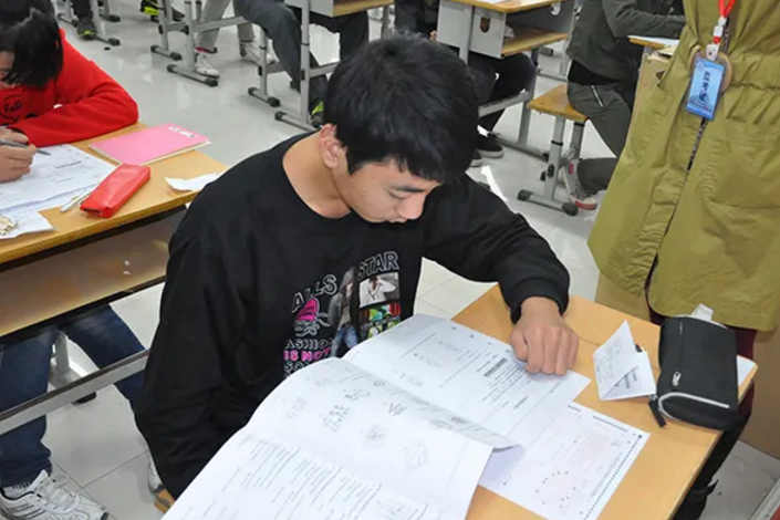 3+1+2新高考模式下，2门学科被“打入冷宫”，化学老师闲得发慌