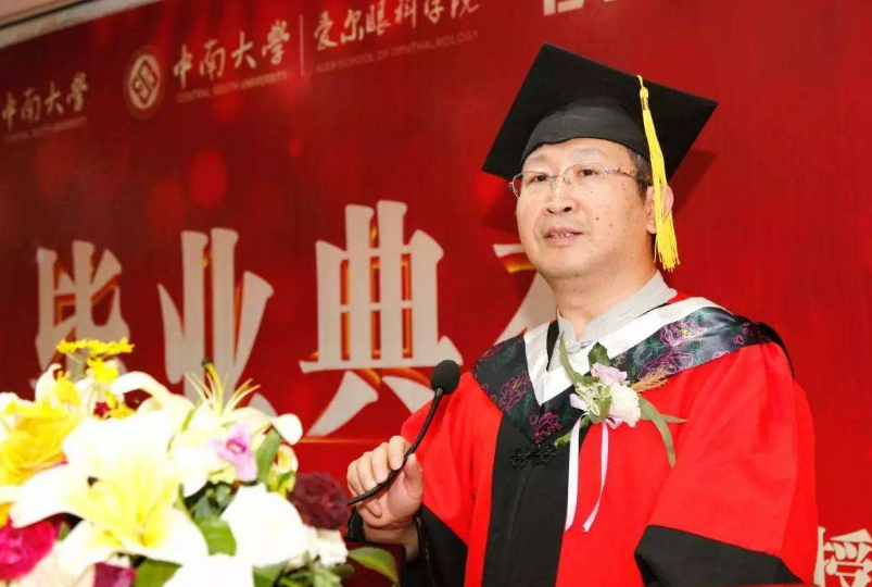 中南大学校草走红，被称现实版“韩商言”，女生看了都会心动