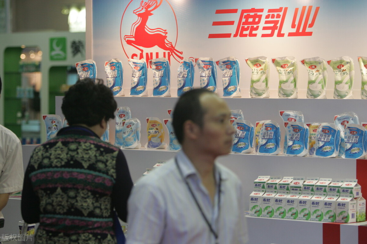 14年前祸害30万婴儿的毒奶女王，三鹿董事长田文华如今怎么样了？