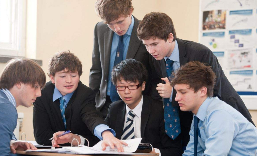 高考英语会被取消吗？北大教授说出看法，学生家长无言以对