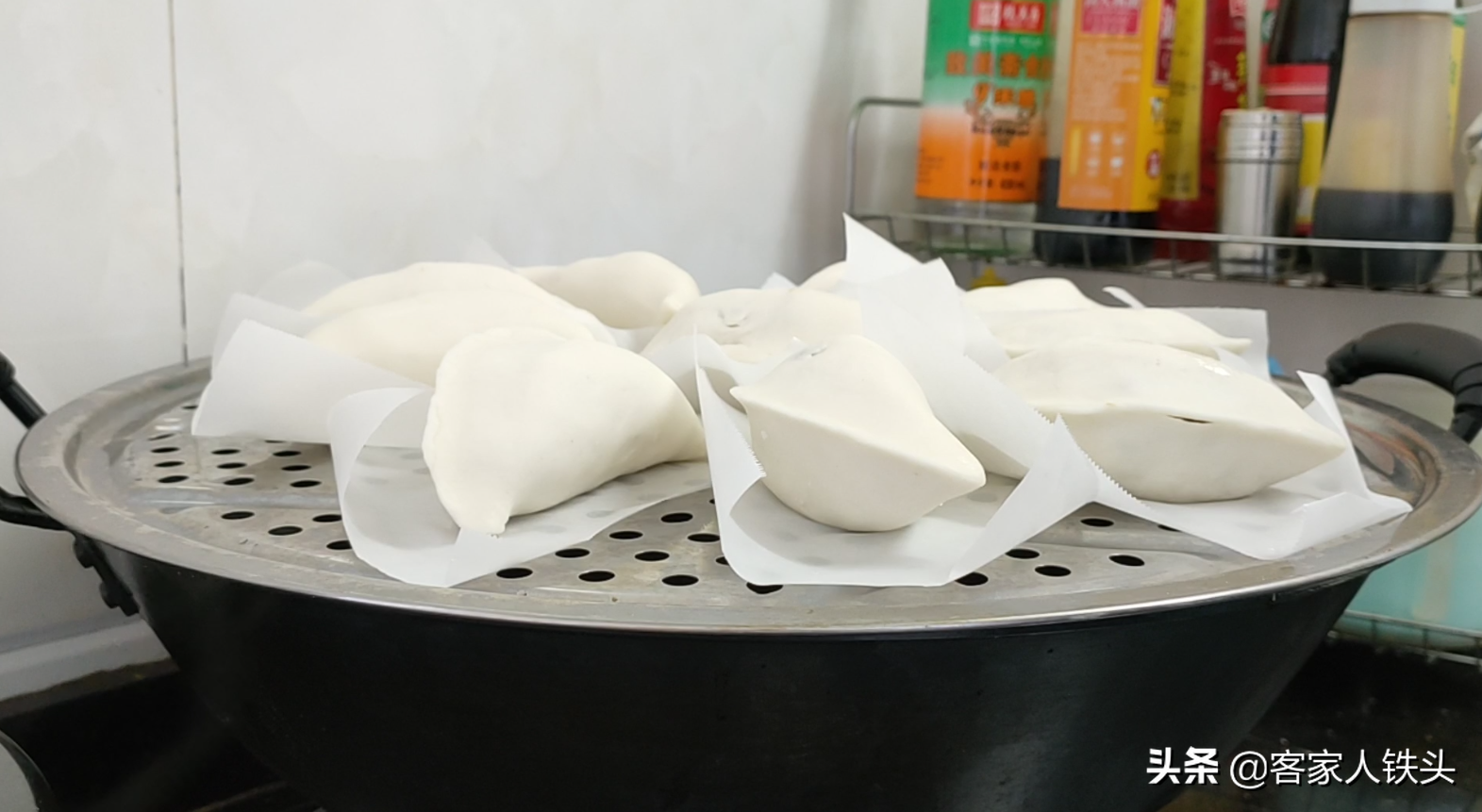 冬至吃什么？2个萝卜8个油豆腐，客家人都爱这样吃，一次吃三四个