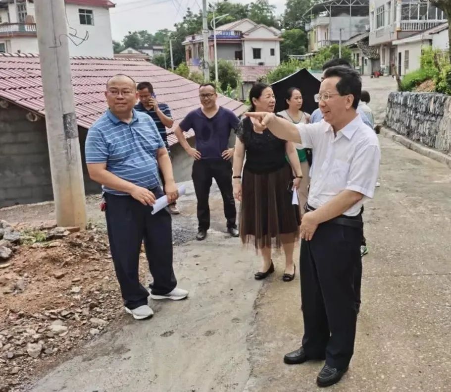 姜耀文赴沅陵开展《怀化市文明行为促进条例》立法调研