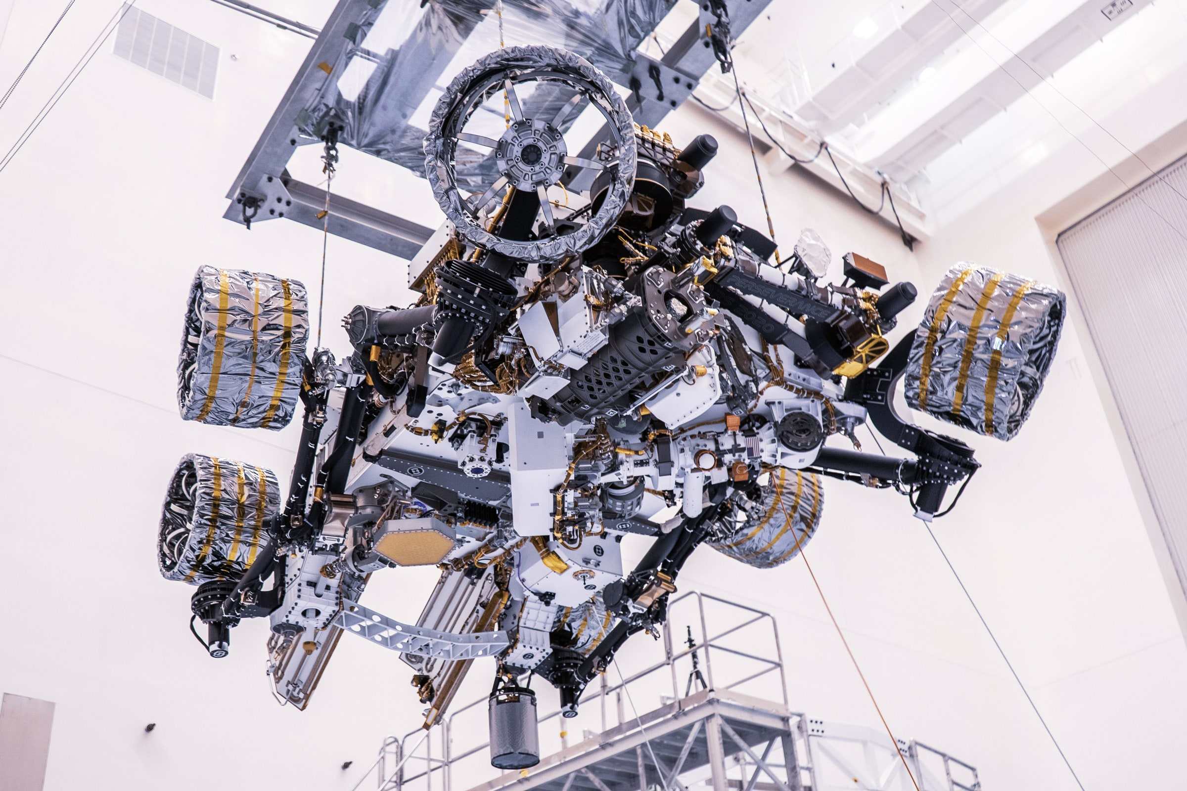 “反重力技术”能否成功？一旦实现每秒9.4公里，7周就能到达火星